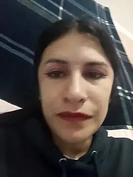 karinnahotdirty online show from February 11, 9:49 pm