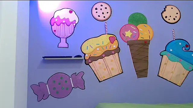 skinnykalitzo18 online show from March 2, 1:51 pm