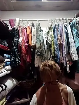 LunaNatural online show from September 20, 9:57 pm