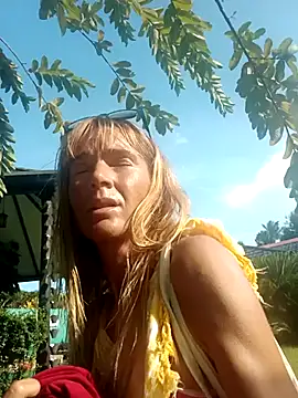 LunaNatural online show from October 13, 8:11 pm