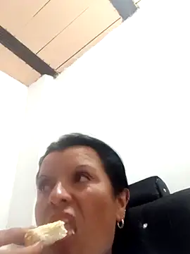 Hanna Kieran online show from September 28, 2:51 am