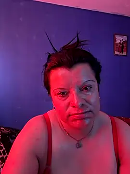 Hanna Kieran online show from December 1, 3:04 pm