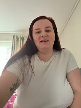 Curvaceouscarla online show from July 7, 12:30 pm