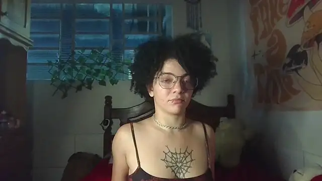 CamillyBlum online show from January 16, 2:07 am