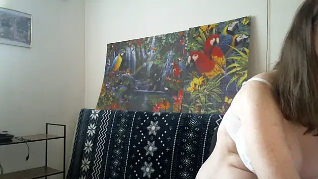 sweetdolly20 online show from March 7, 7:15 am