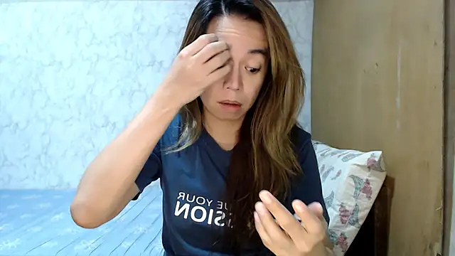 B0rn2Porn online show from September 21, 9:57 pm