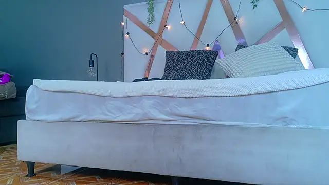 JenaCooper  online show from February 24, 3:16 am