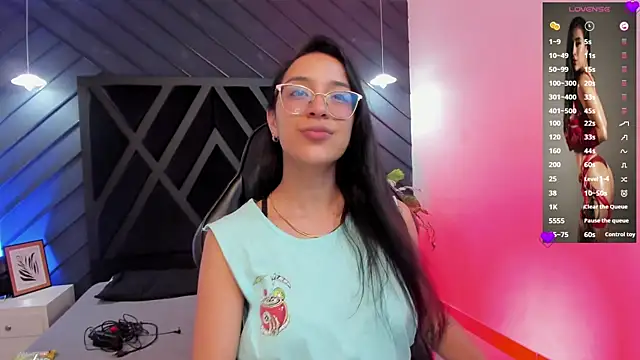 zoe martins  online show from January 17, 5:53 pm