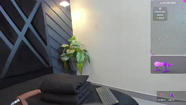 zoe martins  online show from September 12, 5:42 pm