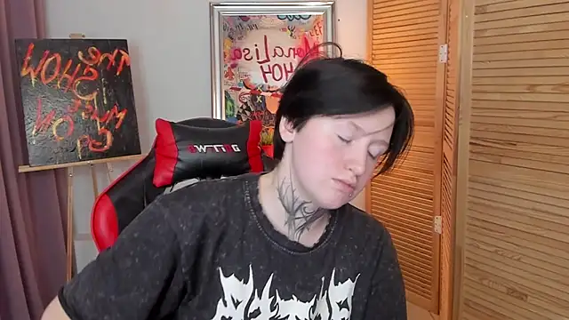 ayakskalermonss online show from November 14, 8:25 am