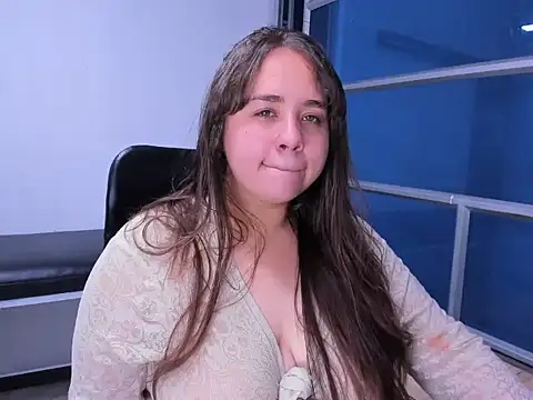 LucyOwen 18 online show from January 17, 2:19 am