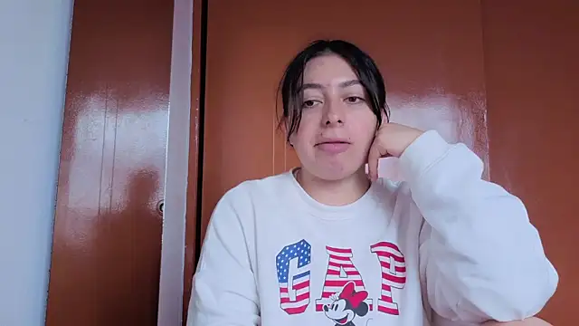 MiaKimky online show from October 27, 4:35 pm