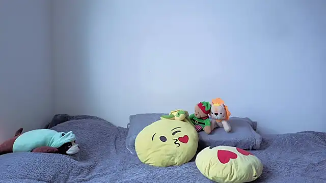 MiaKimky online show from October 21, 4:55 pm