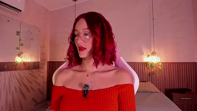 daphne courtis online show from February 9, 3:09 am