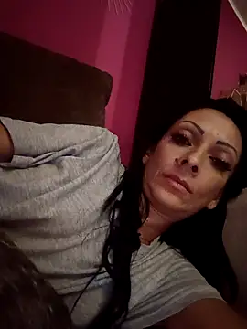 Laryta girl13 online show from September 13, 7:00 pm