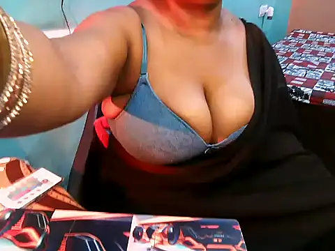 PREETI BABY online show from April 3, 3:54 pm