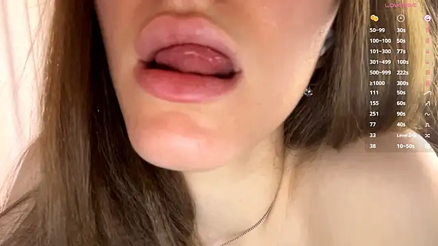 miainheat online show from October 9, 9:13 am