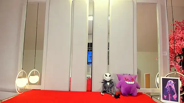 VesperVelvet online show from November 27, 8:23 pm