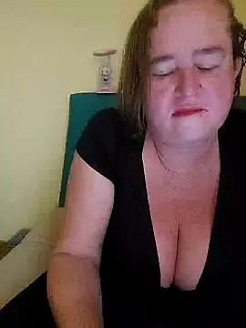 Miss-tetas online show from February 5, 11:19 pm