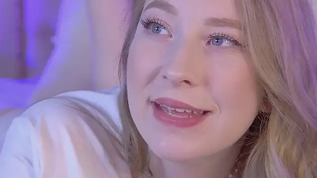 MiaEuphoria  online show from October 13, 4:48 am