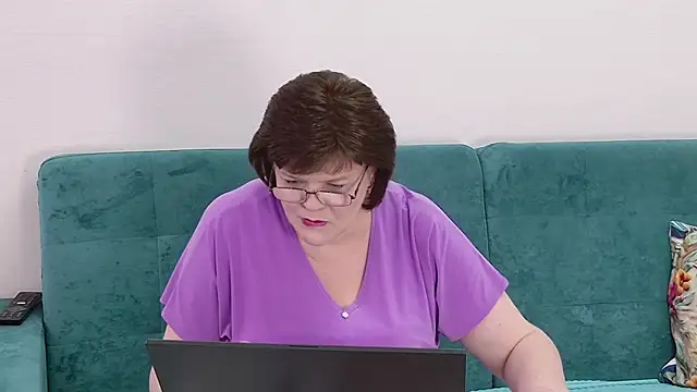 Sandra Sunrise online show from March 29, 12:15 pm