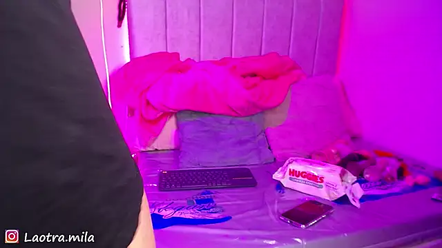 juliettaa 1 online show from October 4, 2:28 am