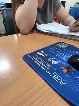 PhuongNhi21 online show from October 7, 1:21 am