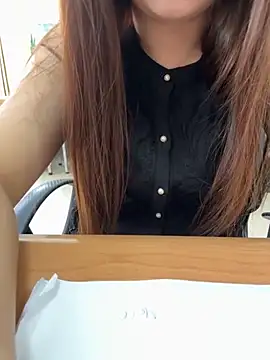 PhuongNhi21 online show from October 10, 2:05 am