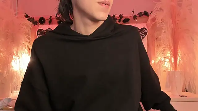 Daphne And Roger online show from February 11, 11:12 am