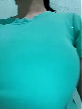 Shiny Babe online show from May 6, 4:38 am
