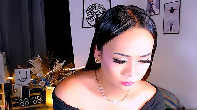 Zialustts online show from April 18, 8:28 am