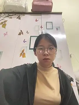 meomeo2k6 online show from November 29, 1:59 pm