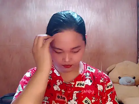  Lylia online show from April 19, 4:45 am