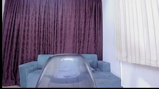 Dantzel  online show from November 10, 7:09 pm