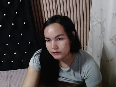 Enchantress Magdalena online show from November 11, 3:31 pm