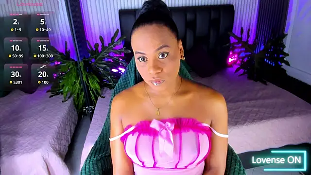 AriebonyBrooke online show from October 15, 11:46 am