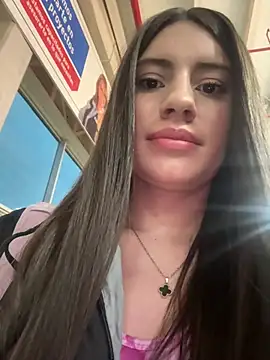 Isabella21  online show from February 23, 11:15 pm