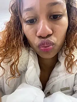 LorenBeiker- online show from February 12, 1:02 pm