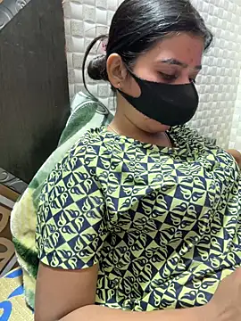 Hot Jaanvi  online show from April 11, 4:07 am