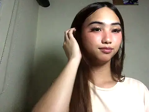 Kiah Wyatt online show from November 20, 7:20 am