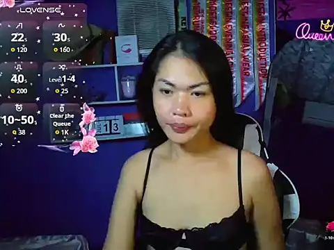 urgirljane online show from July 13, 7:14 pm