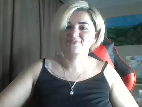 Wymini online show from September 8, 9:03 pm