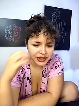 SeleneLuminari8 online show from December 16, 1:50 pm