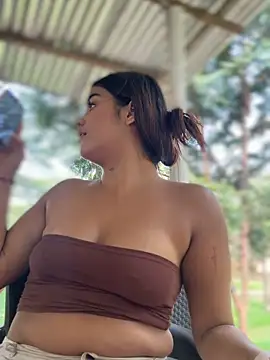 Kaily Sweet16 online show from February 22, 6:42 pm