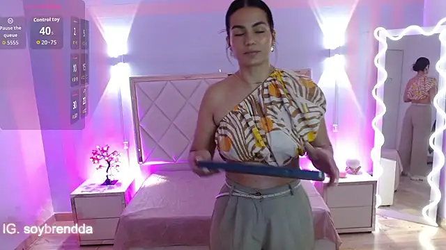 Rosalind tay online show from March 6, 11:38 am