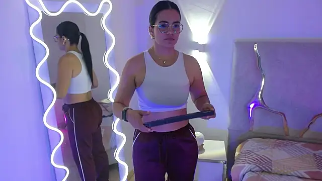 Rosalind tay online show from January 9, 11:25 am