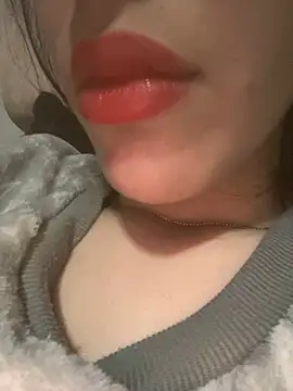 Mimisixo online show from April 17, 11:29 pm