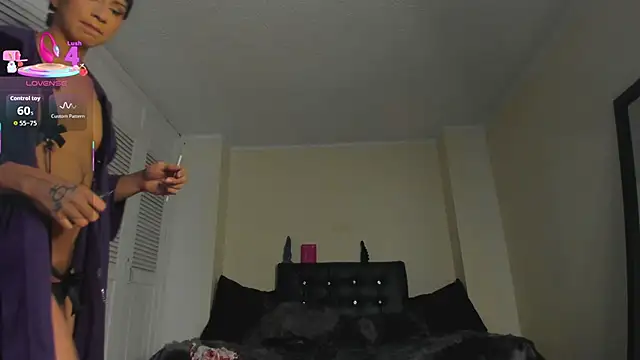 Draculairis online show from October 1, 2:11 pm