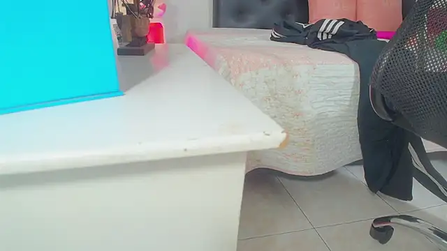 BarbaraGil1 online show from March 20, 3:11 am