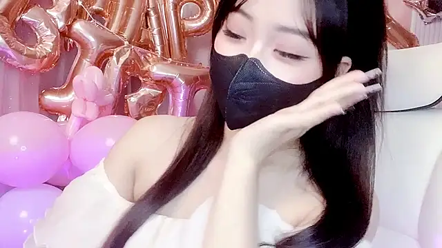 kemybaby online show from April 19, 5:24 pm